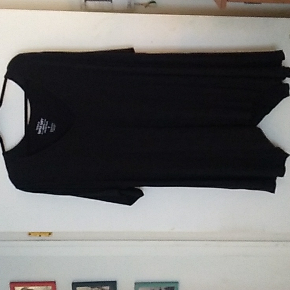 Torrid plus size 5 black handkerchief hem tunic
